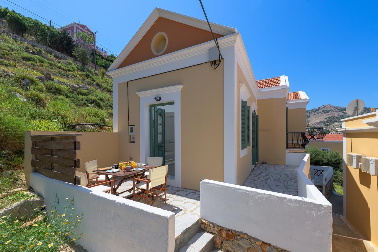 فيلا Blue Wave Astradeni House سيمي المظهر الخارجي الصورة